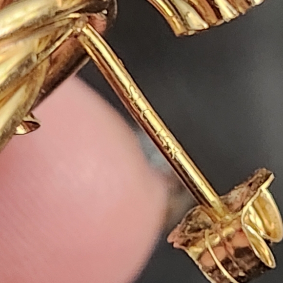 Vintage 14K Yellow Gold Triple Tube Textured Hoop Earrings, Simple Unique Classy - Picture 5 of 6